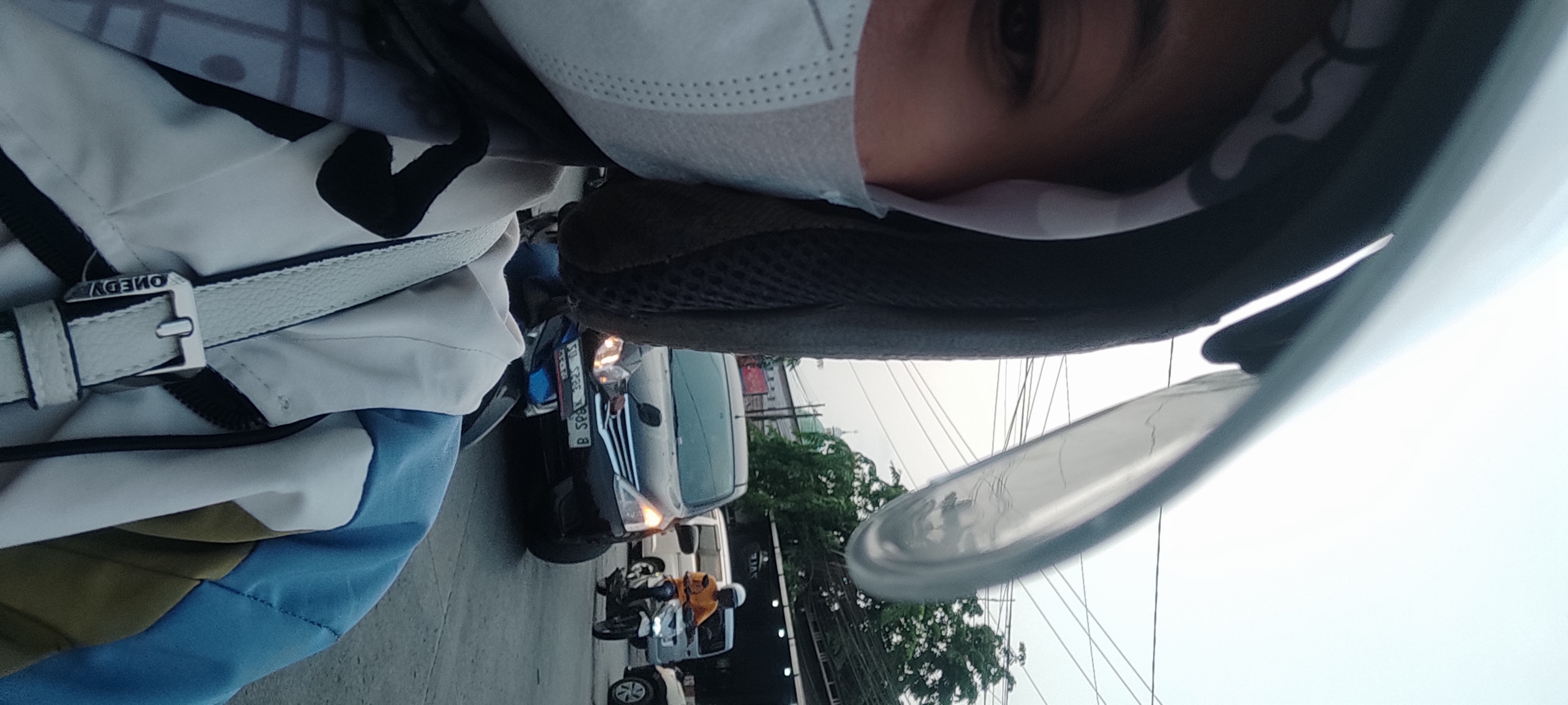 Pak ogah di kaligawe