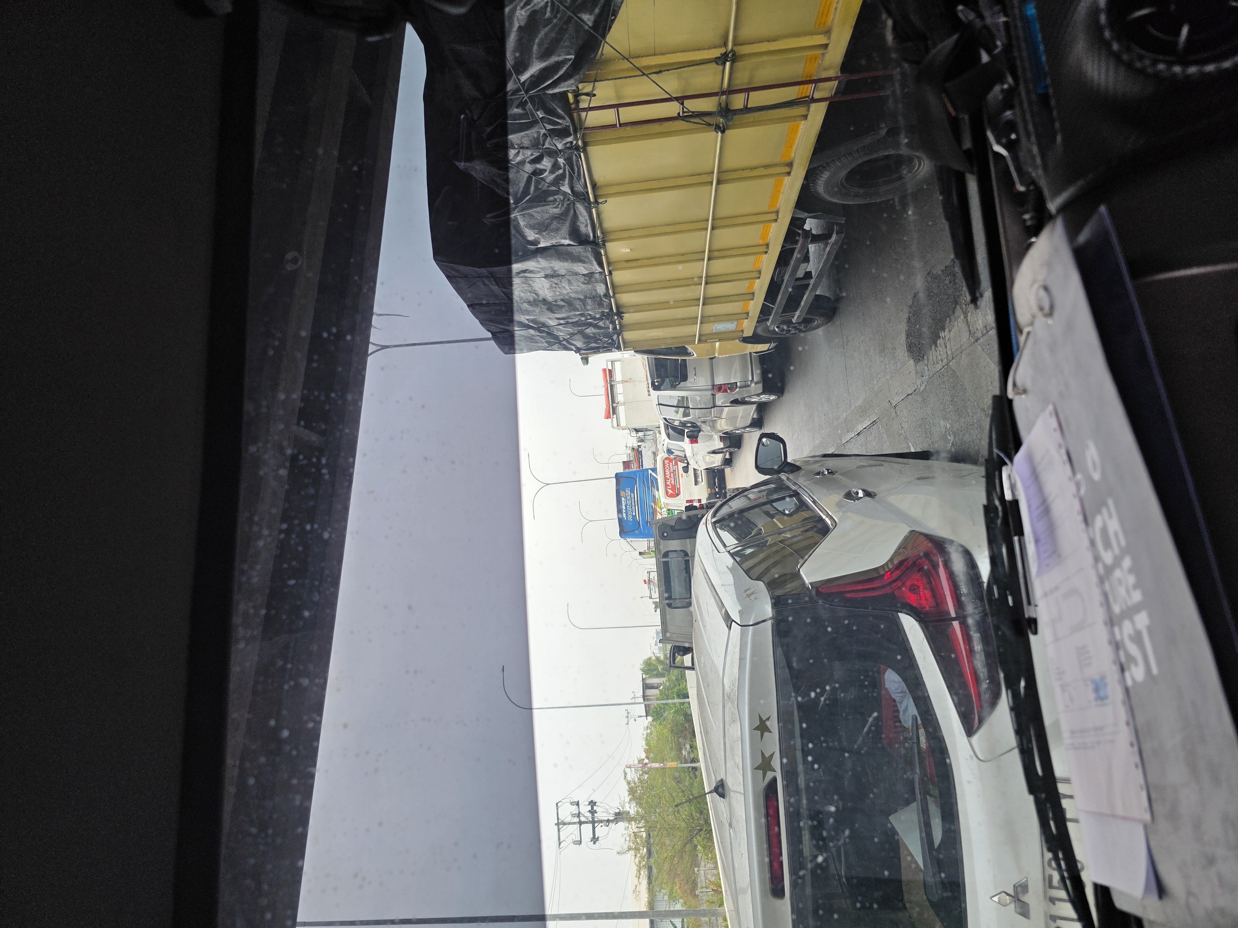 Jalan kaligawe-kota semarang macet total